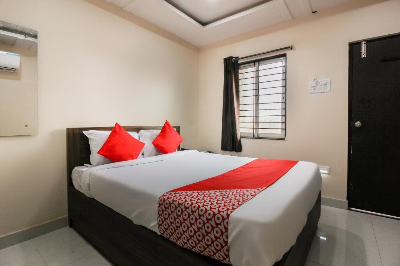 โอโย 66942 วีนัส เรซิเดนซี Hotel Lalaguda ภายนอก รูปภาพ