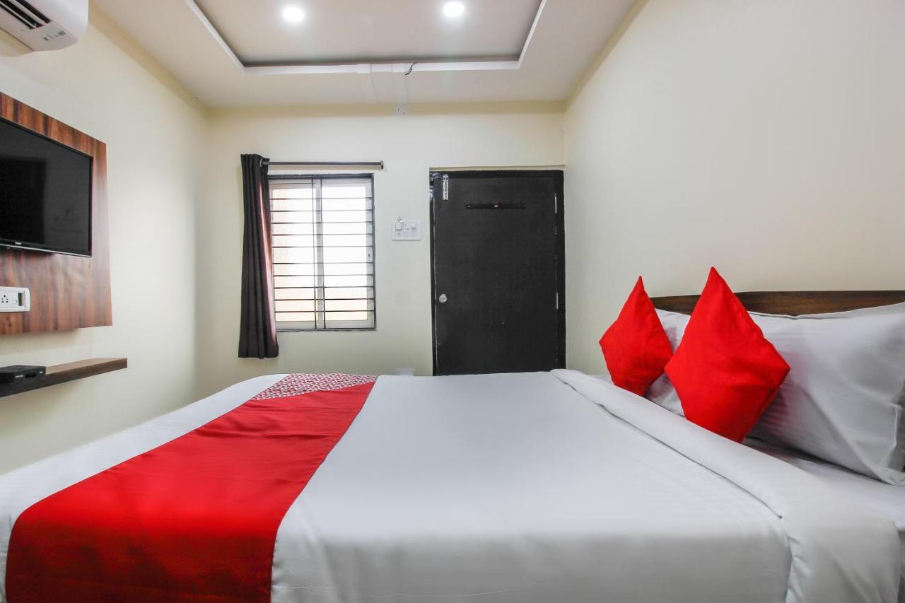 โอโย 66942 วีนัส เรซิเดนซี Hotel Lalaguda ภายนอก รูปภาพ